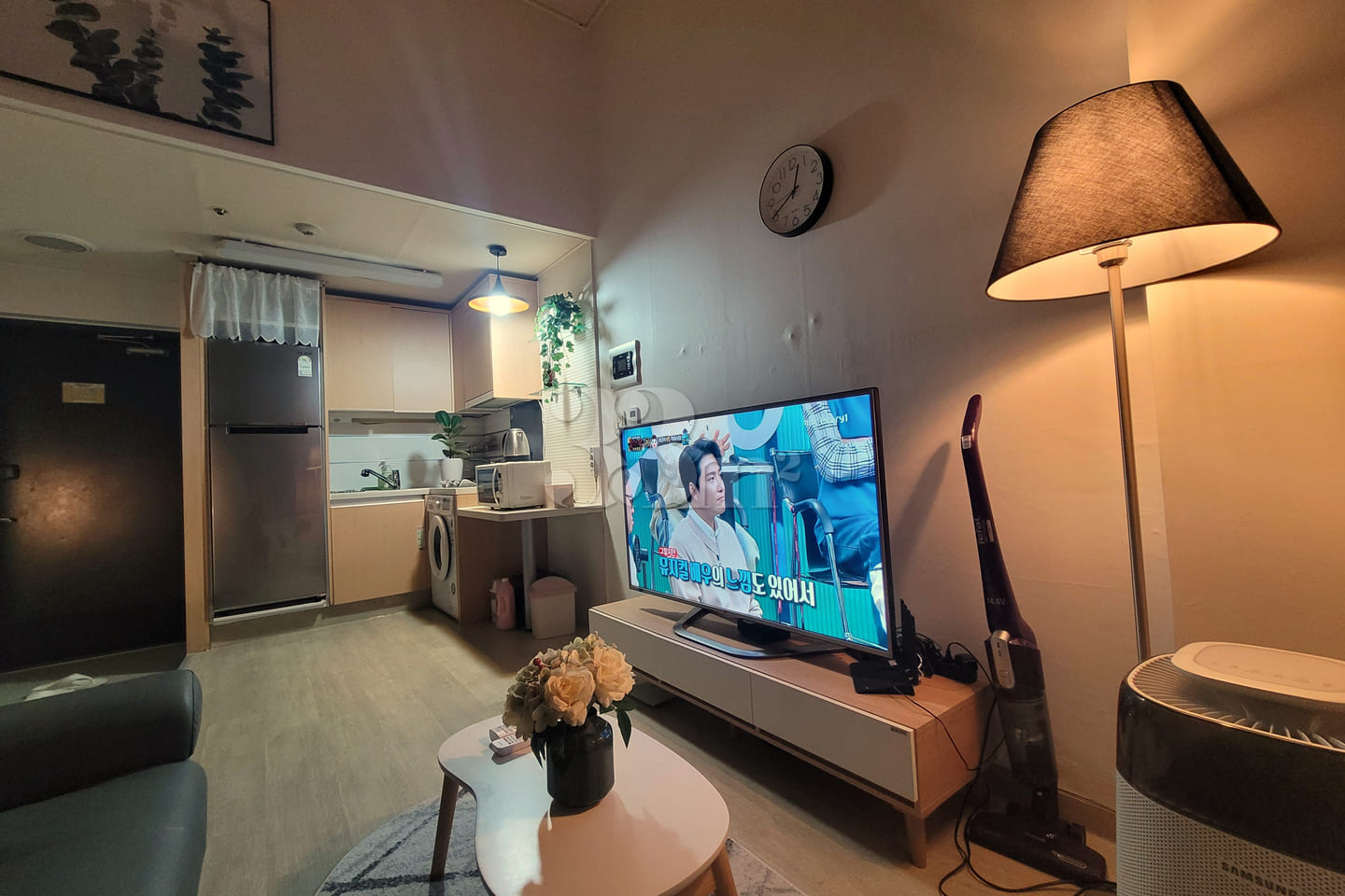 Fully furnished unit near Seolleung Station ( 6th image