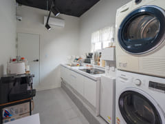 Standard Room 102 11th image