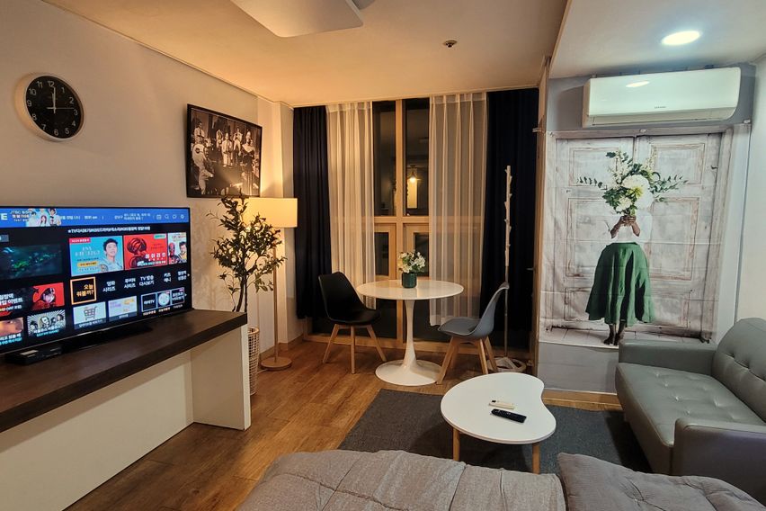 Seolleung Station, fully furnished. NE07 3th image