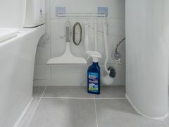 Standard Room 207 9th image