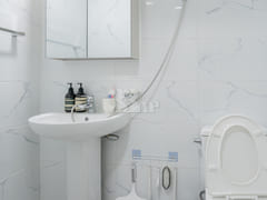 Standard Room 207 8th image