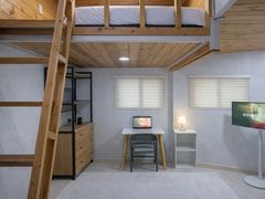 10 minutes from Sinchon Station, attic ✨ 0th image