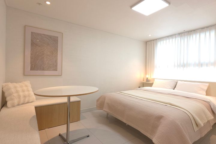 ✨Hongdae 1-minute new duplex, 6th floor 🧳 1th image