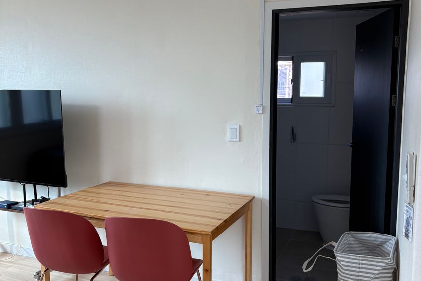 매화나무가 있는 2층 6번째 이미지