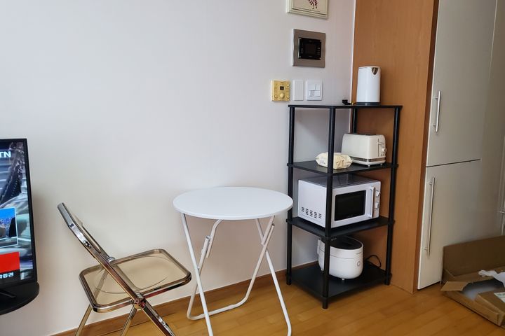 Fully furnished apartment in Daechi-dong, nea 2th image