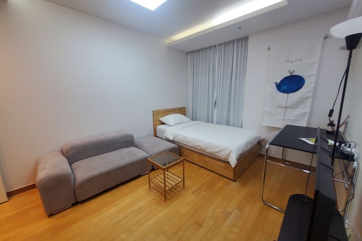 Fully furnished apartment in Daechi-dong, nea 13th image