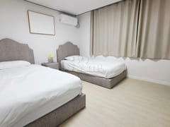 ๐ Gangnam Nonhyeon-dong ๐ Room 203 0th image