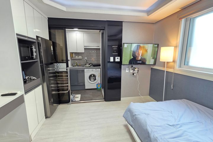 Manhattan Unit 303 3th image