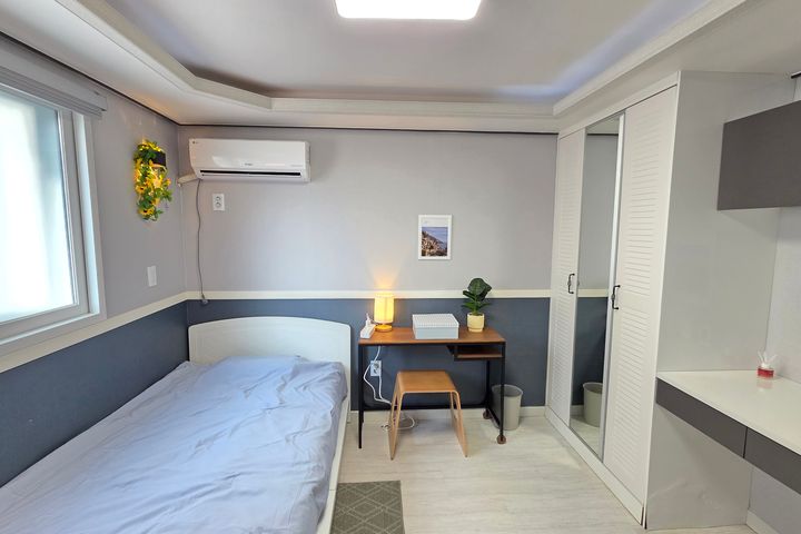 Manhattan Unit 303 4th image