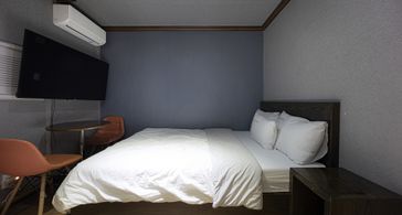 아담하고 깔끔한 방 방 이미지