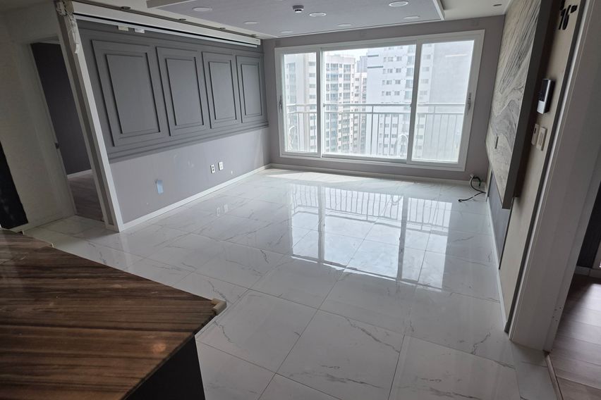 확신의초대형포룸 0번째 이미지