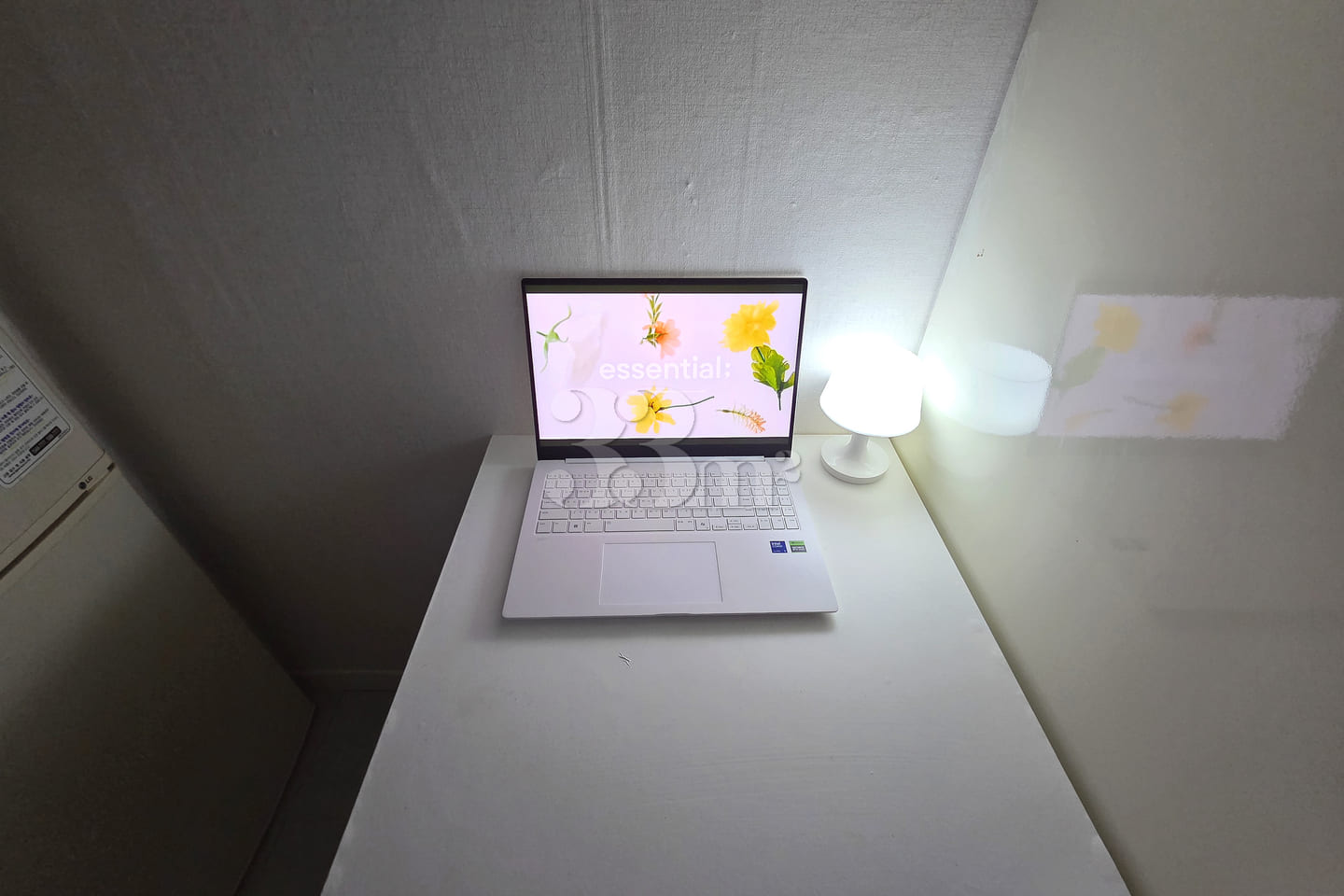 Studio apartment 5 minutes from Sinchon & Ewh 3th image