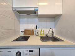 Studio apartment 5 minutes from Sinchon & Ewh 5th image