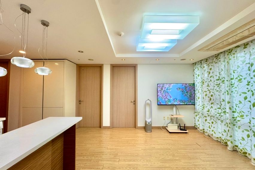 벡스코1분 고층 방3 2번째 이미지