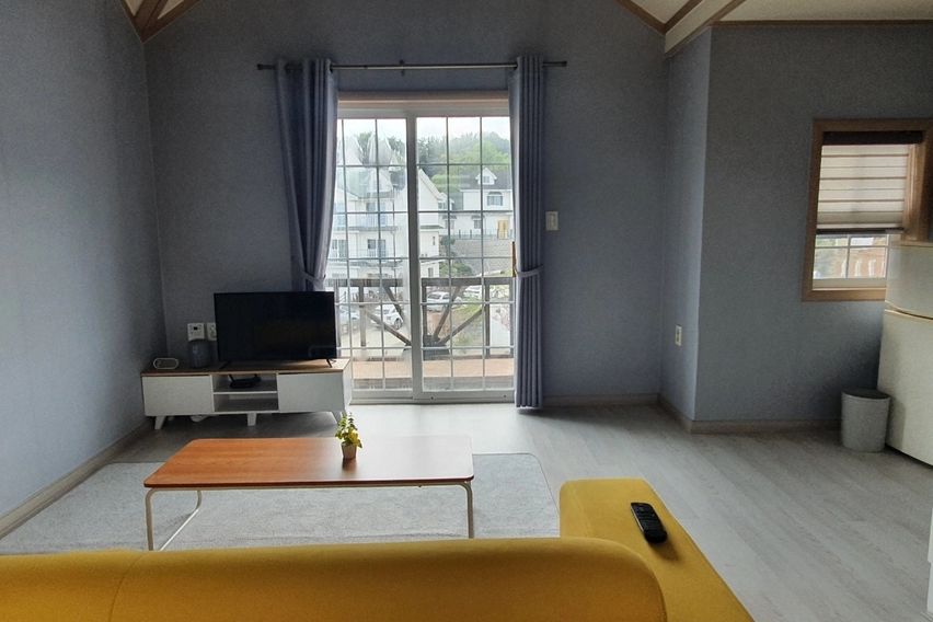 201호(복층,발코니) 2번째 이미지