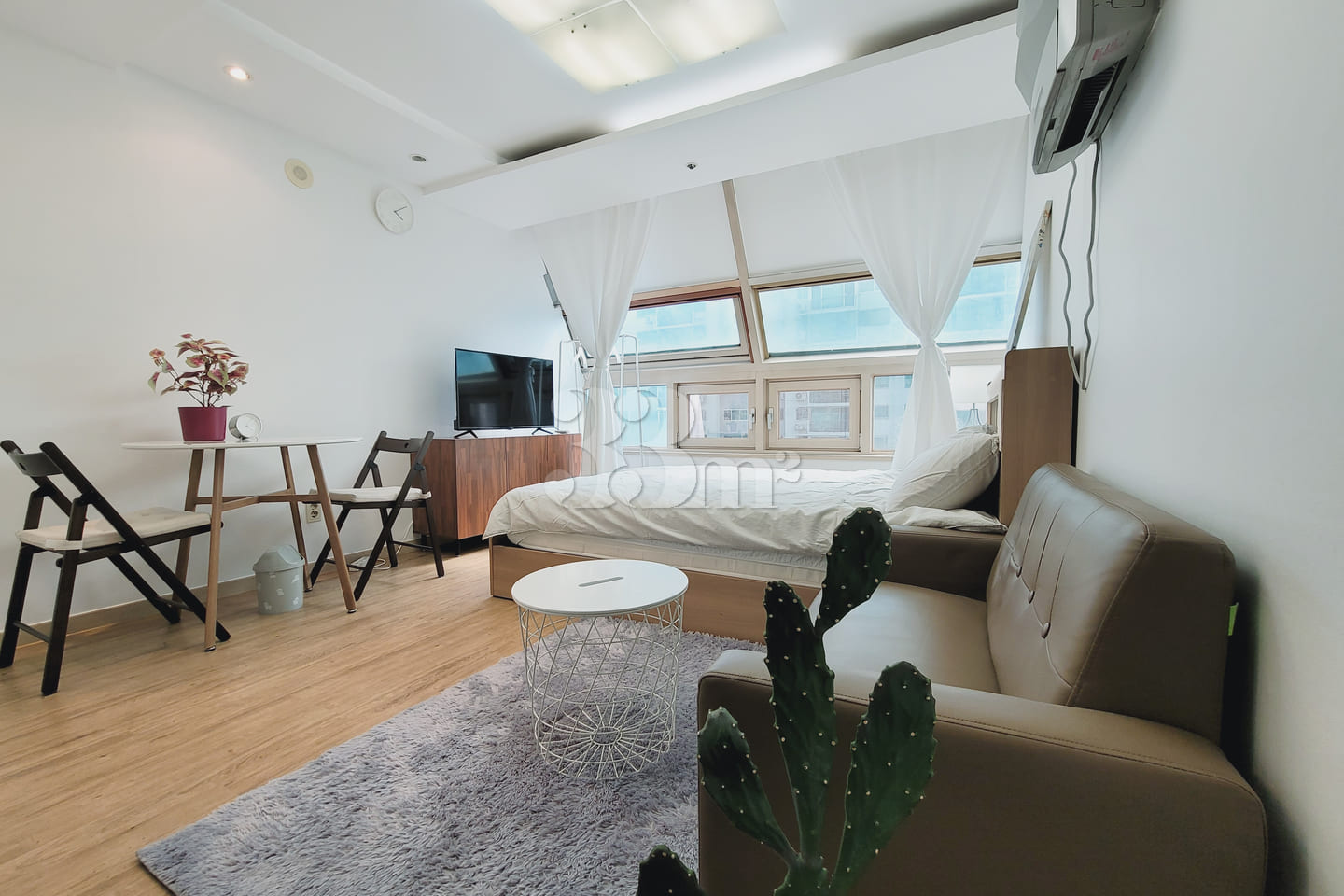✨Cozy spot just a 3-minute walk from Gangnam 0th image