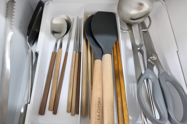 화이트톤 깔끔한 방 16번째 이미지