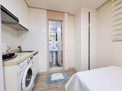 Studio apartment, 3-minute walk from Boramae 8th image
