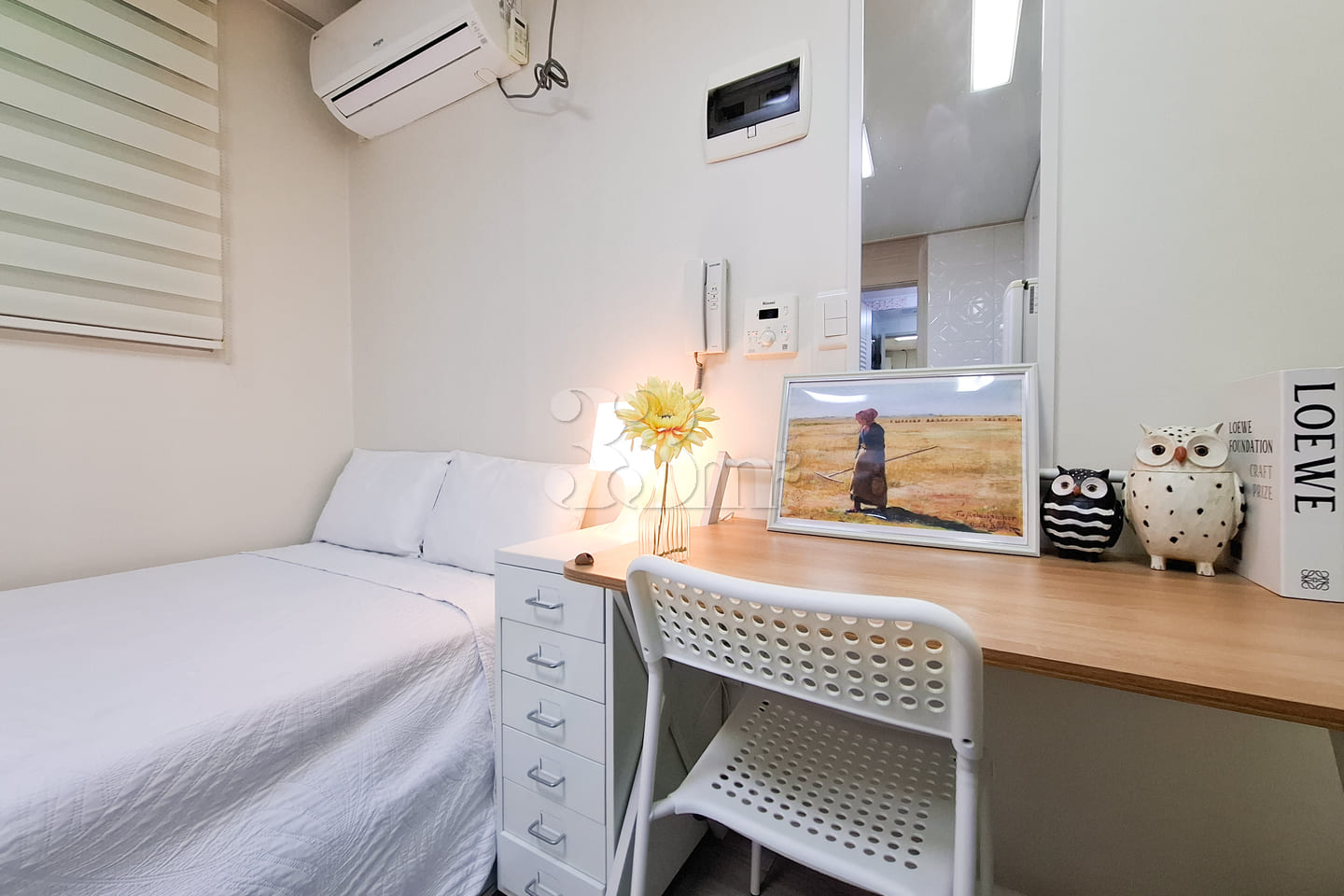 Studio apartment, 3-minute walk from Boramae  0th image