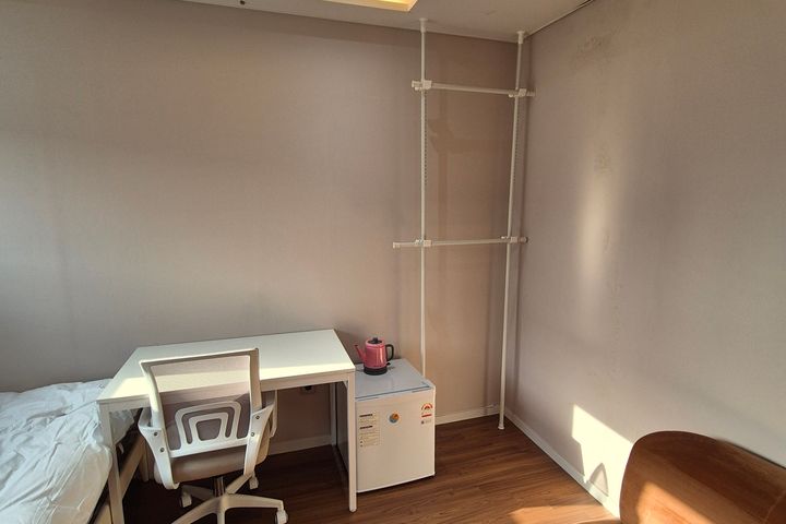 Hotel-style studio apartment (separate type) 4th image