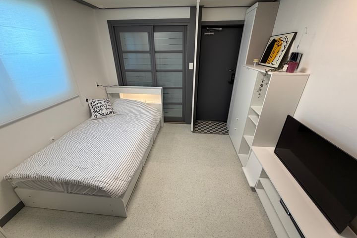 A lovely room near Suseong Market Station 2th image