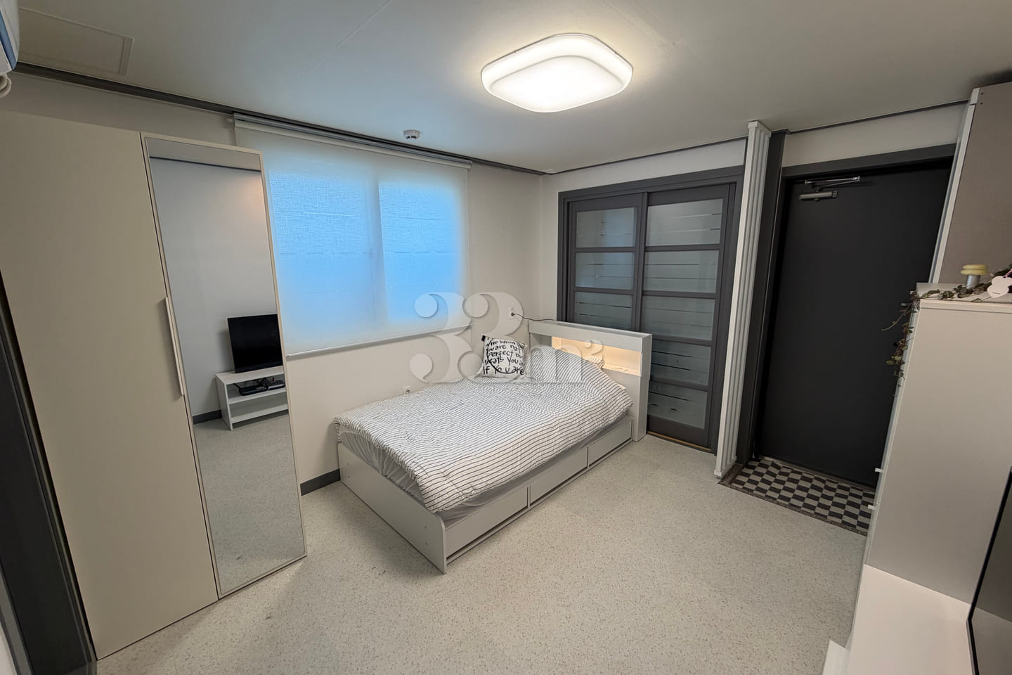 A lovely room near Suseong Market Station 4th image