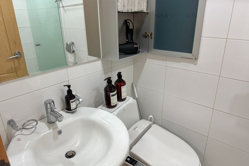 신촌역1분/호텔st 12번째 이미지