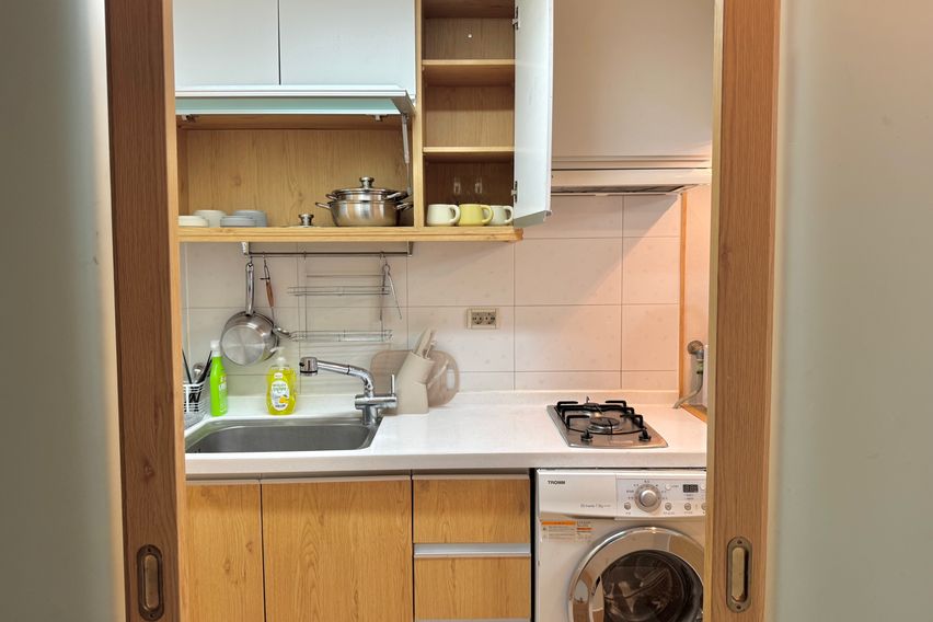 신촌역1분/호텔st 1번째 이미지