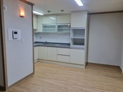 금오산아래구미역뒷뜰 1번째 이미지