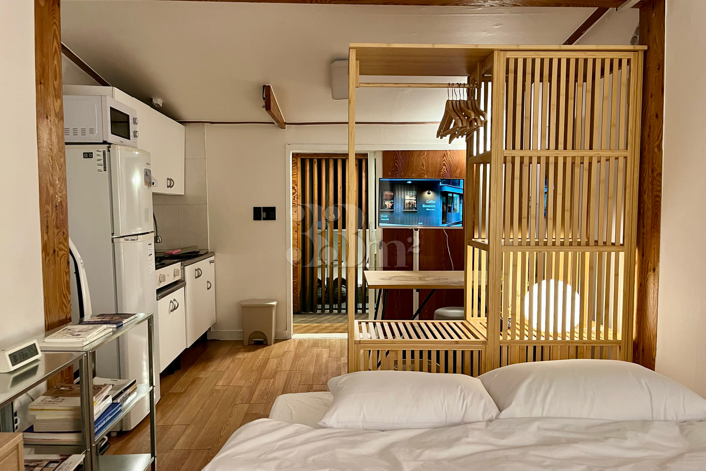 Detached guest house with a rooftop in Mapo 4th image