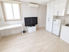 도배새로한 깔끔한 방 0번째 이미지