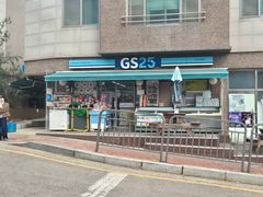도배새로한 깔끔한 방 3번째 이미지