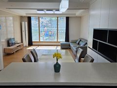 Newly built apartment, 4 large rooms 0th image