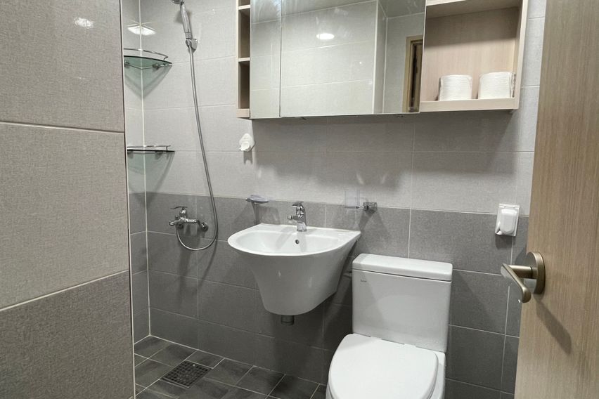 Right by Indeokwon Station Exit 2 14th image