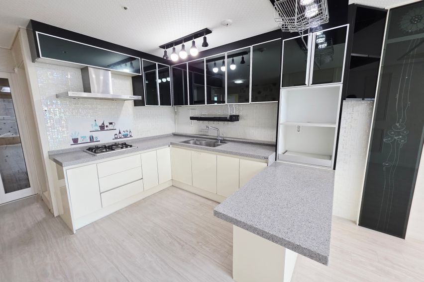 리코팰리스 4번째 이미지