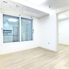 Rich1001@Two-room apartment near the subway s Unit Image