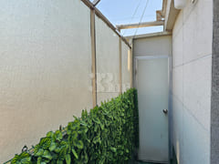 Stylish studio apartment on Dosan-daero 8th image