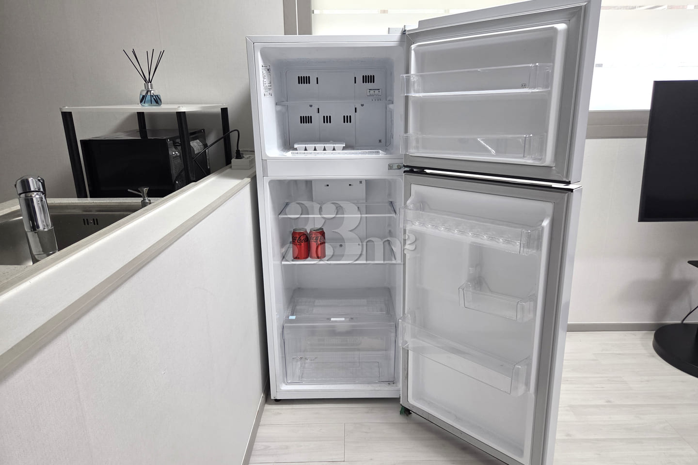 Studio Apartment in a Semi-New Building with 8th image
