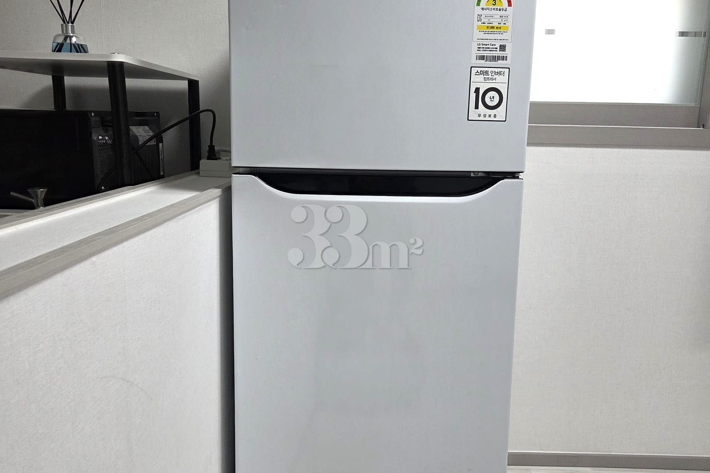 Studio Apartment in a Semi-New Building with 7th image