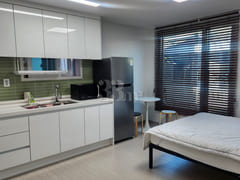 A pretty, newly built studio apartment in Hae 4th image