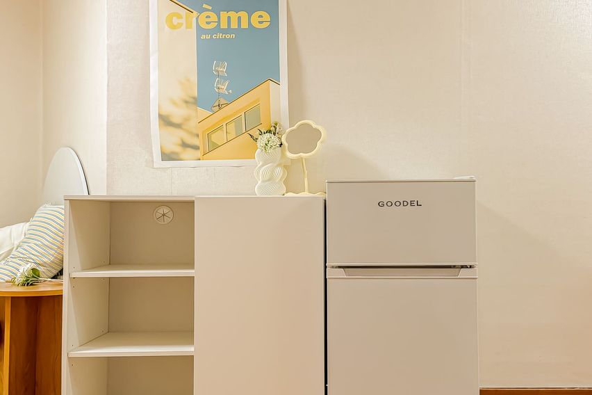 Fully furnished studio apartment near Hongdae 6th image