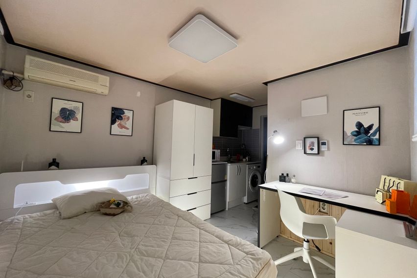 크라운 102 0번째 이미지