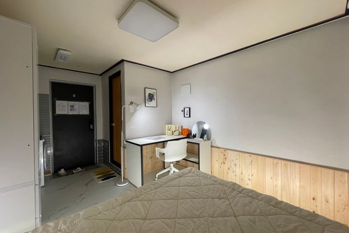 크라운 103 5번째 이미지
