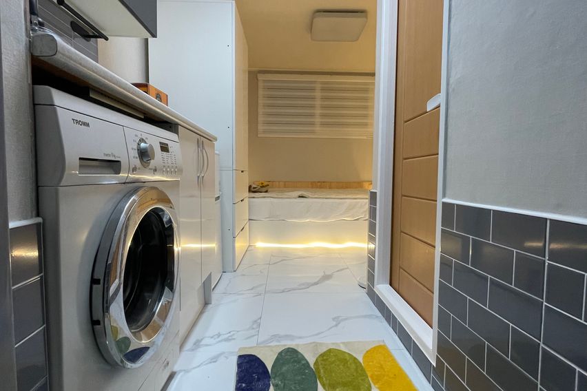 크라운 104 5번째 이미지