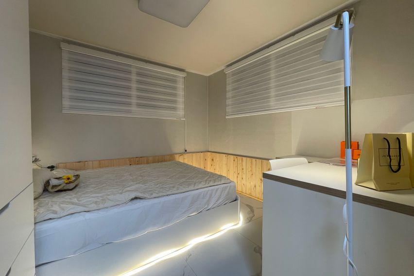 크라운 104 4번째 이미지