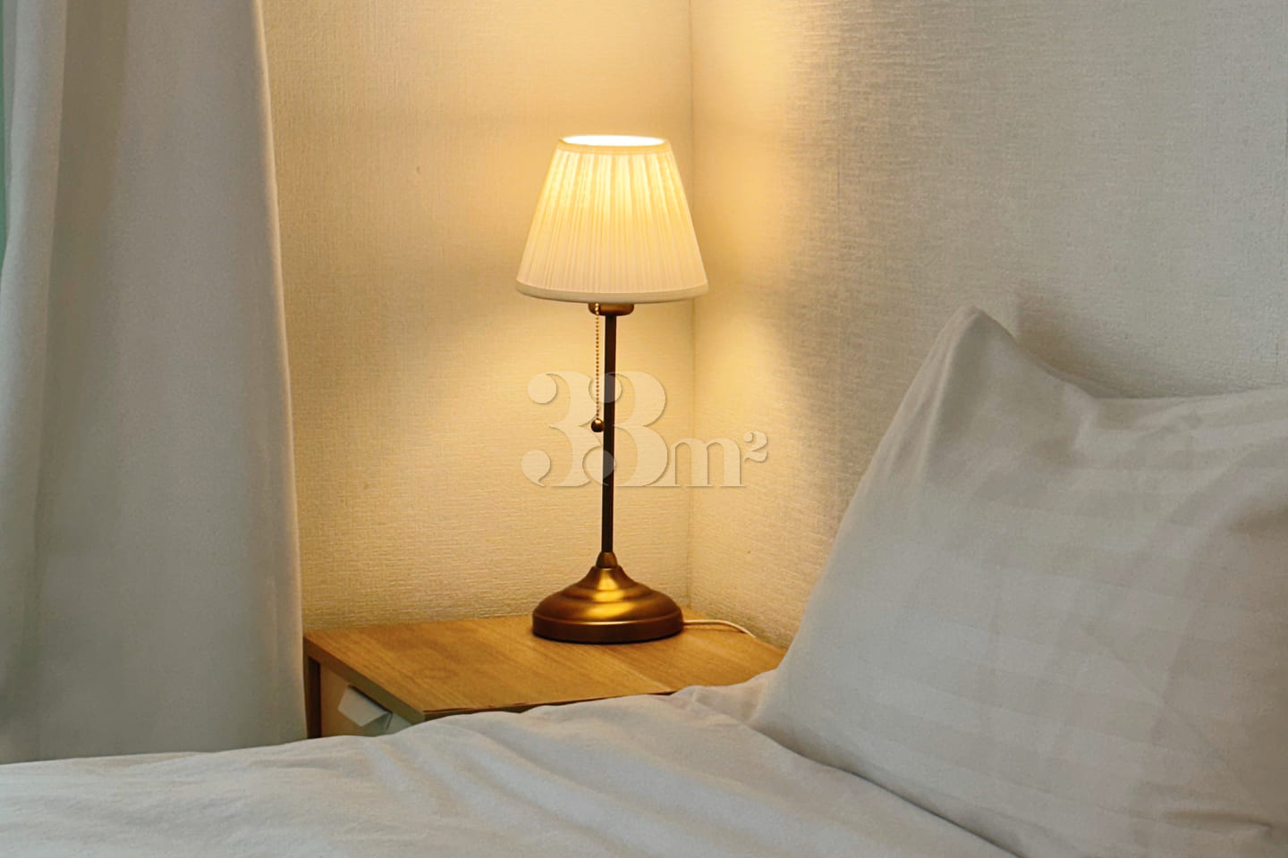 4 min from Hongdae Station / Super King Bed 3th image