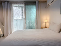 4 min from Hongdae Station / Super King Bed 9th image