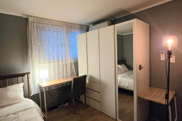 Two-room apartment in Yeonhui-dong, near Hong 14th image
