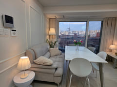 Cozy 3-bedroom unit with central A/C and park 1th image