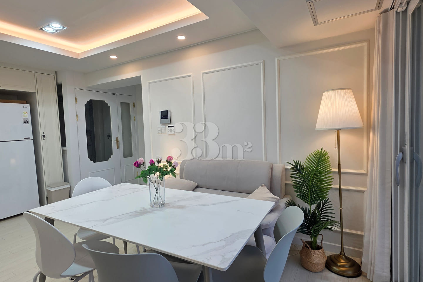Cozy 3-bedroom unit with central A/C and park 3th image